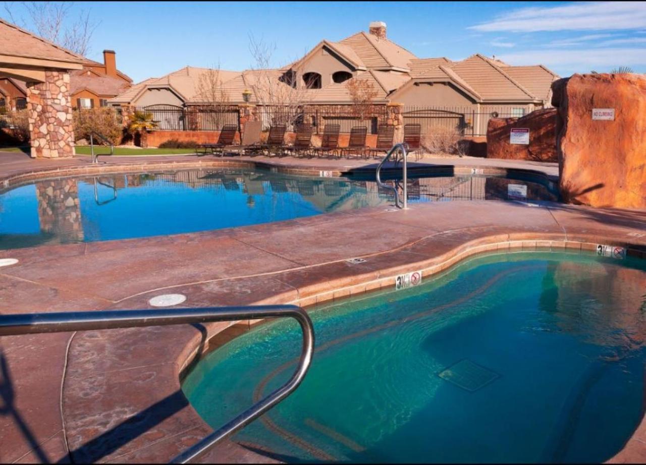 A Home Away - Stay And Play Washington Bagian luar foto